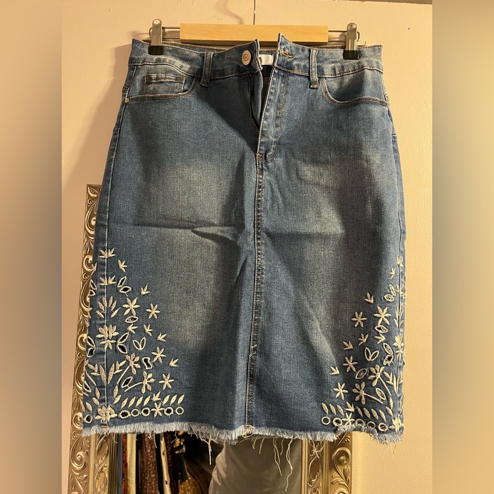 Floral Embroidered Denim Pencil Skirt